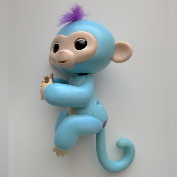 3 Fingerlings Interactive Toy Monkeys Bundle - Picture 11 of 11